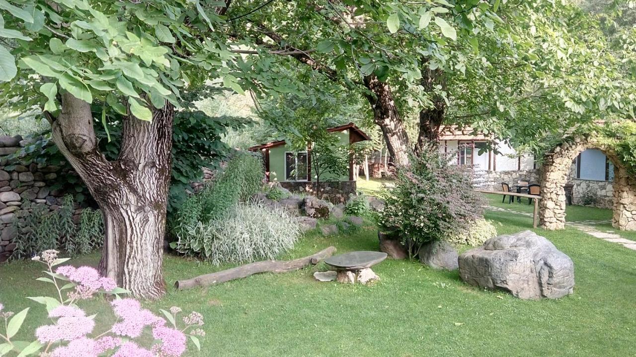 مبيت وإفطار ديليجان Eco Garden المظهر الخارجي الصورة
