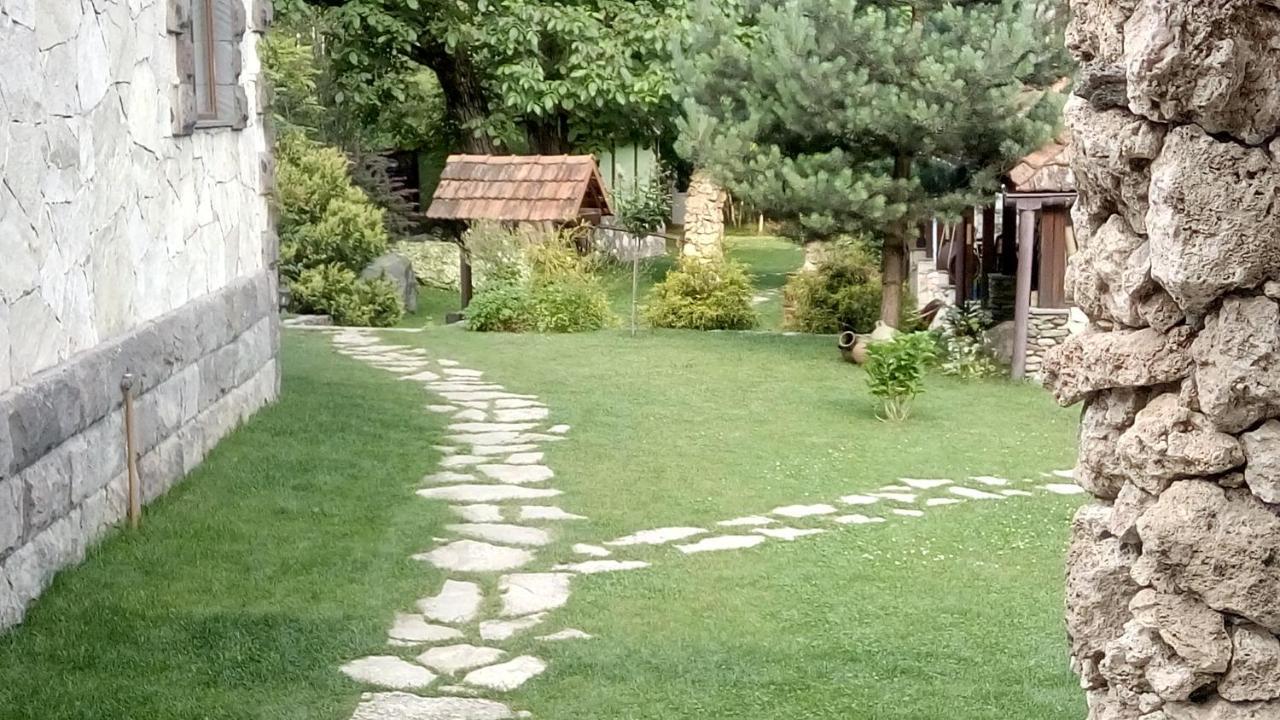 مبيت وإفطار ديليجان Eco Garden المظهر الخارجي الصورة